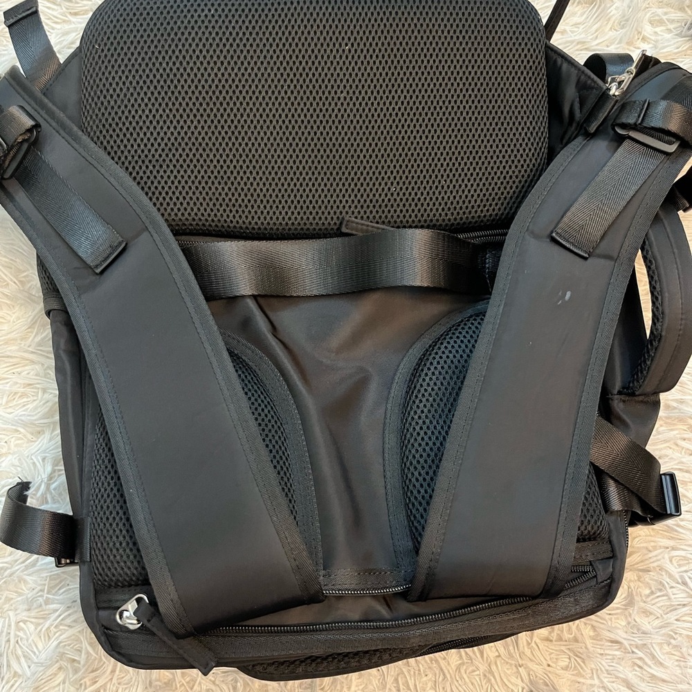 Hanples Large Backpack - Picture 4 of 13